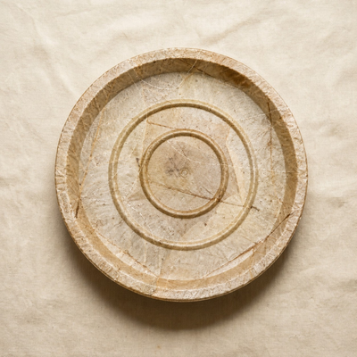 Buffet Leaf Plate Leaf Front with Cardboard Back 13.5 Inch